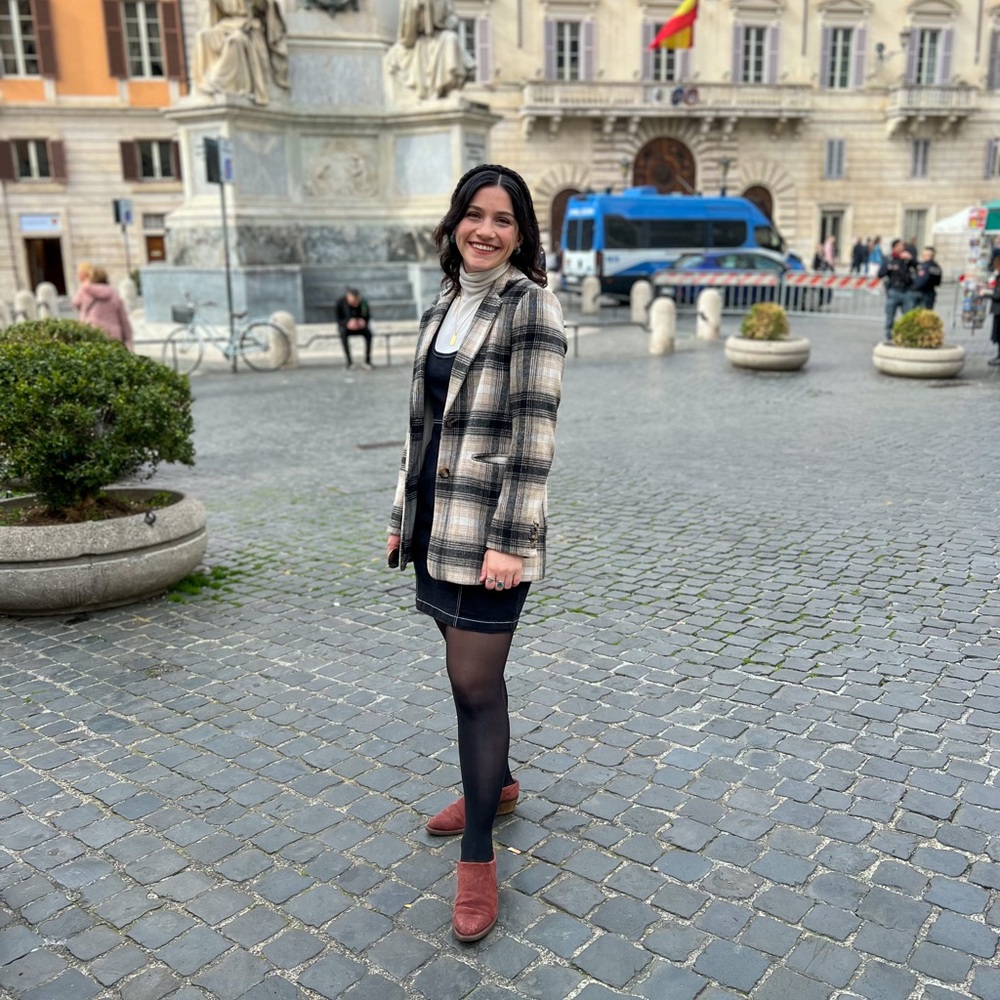 Meet your Posher, Samantha